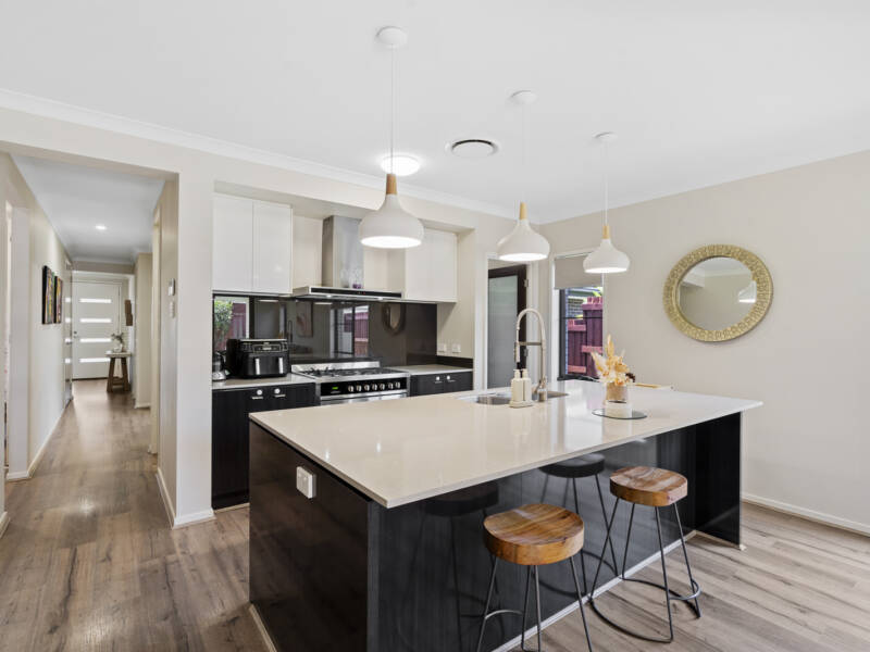 4 Majestic Crescent, Hemmant, QLD 4174 Australia