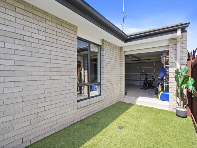 4 Majestic Crescent, Hemmant, QLD 4174 Australia