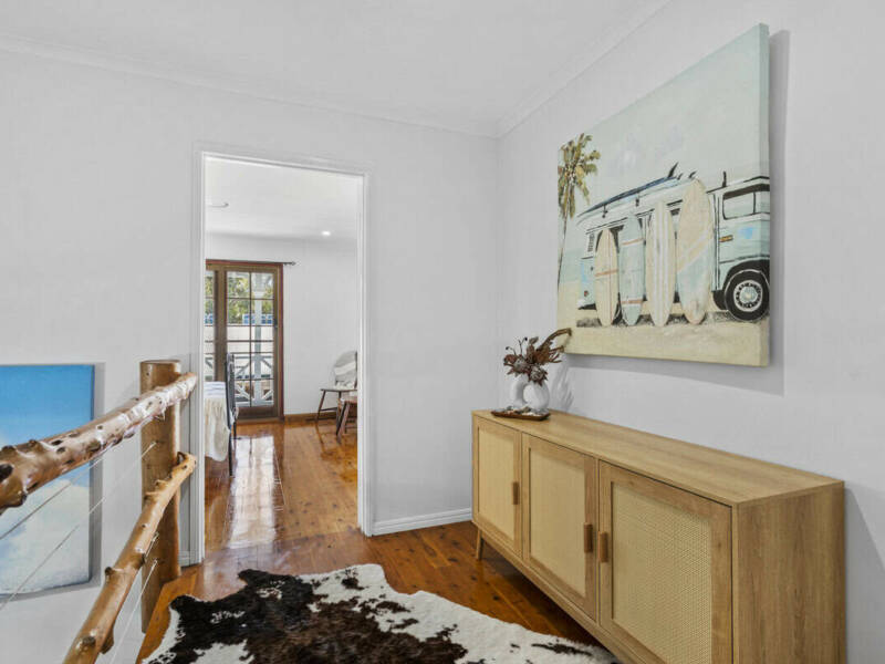 96 Goondool Street, Kooringal, QLD 4025 Australia