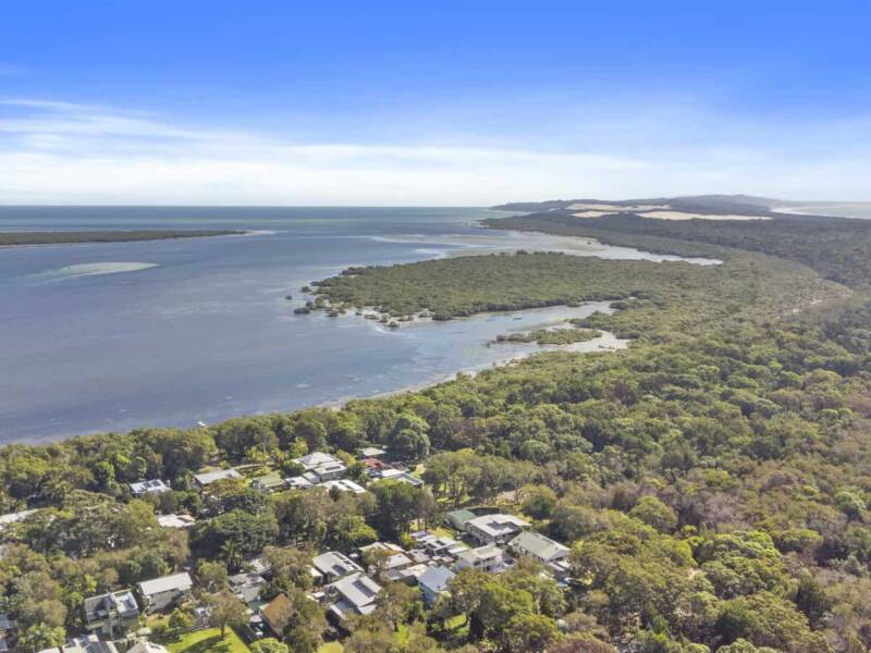96 Goondool Street, Kooringal, QLD 4025 Australia