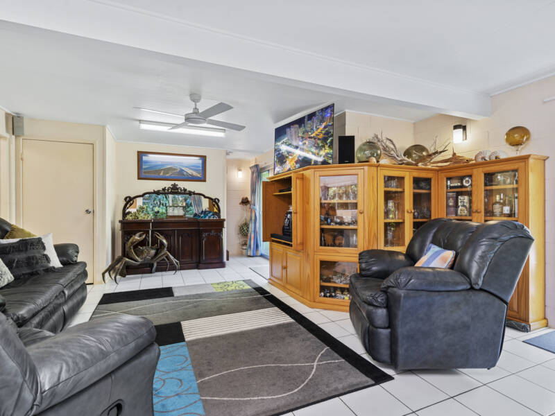 31 Kooringal Esplanade, Kooringal, QLD 4025 Australia