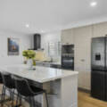 15 Daniel Street, Lota, QLD 4179 AUS