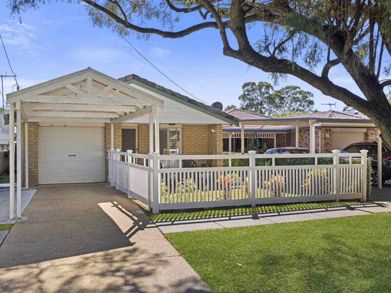 15 Daniel Street, Lota, QLD 4179 AUS