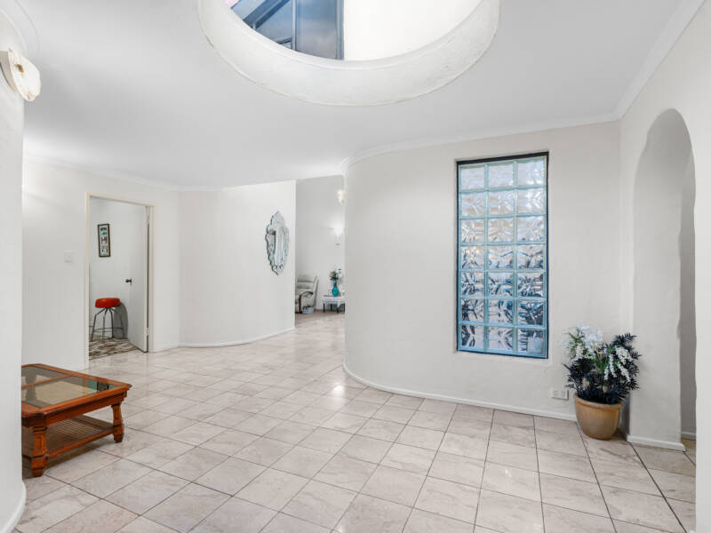 19 Earl Parade, Manly, QLD 4179 AUS