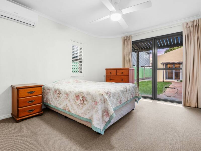 19 Earl Parade, Manly, QLD 4179 AUS