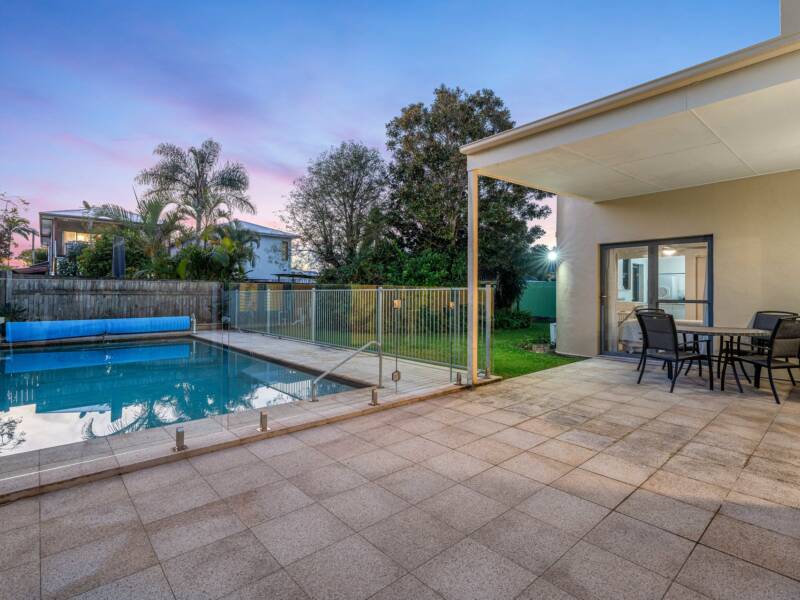 19 Earl Parade, Manly, QLD 4179 AUS