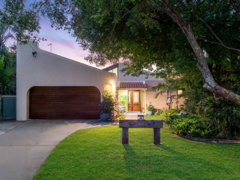 19 Earl Parade, Manly, QLD 4179 AUS