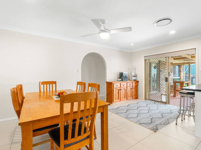 31 Barber Drive, Capalaba, QLD 4157 AUS