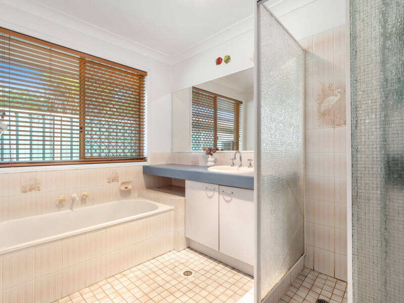 31 Barber Drive, Capalaba, QLD 4157 AUS