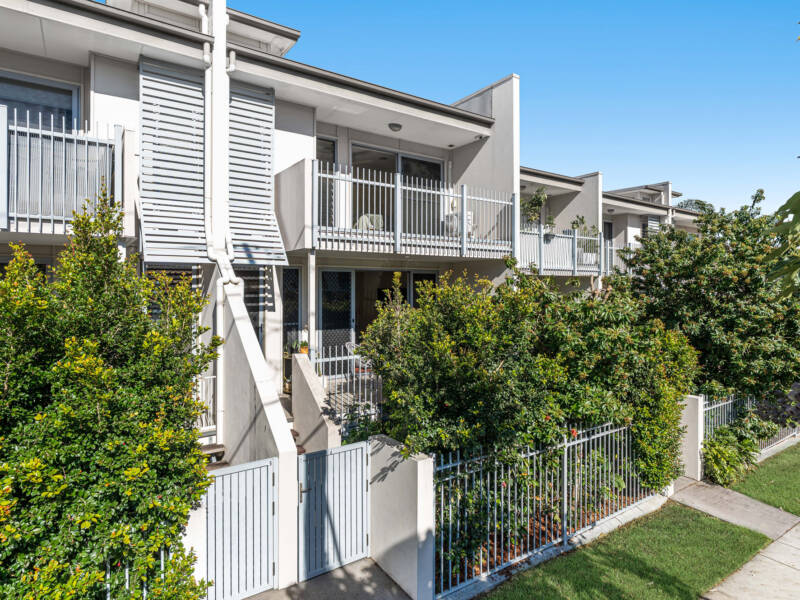 6/5 Daniells Street, Carina, QLD 4152 Australia