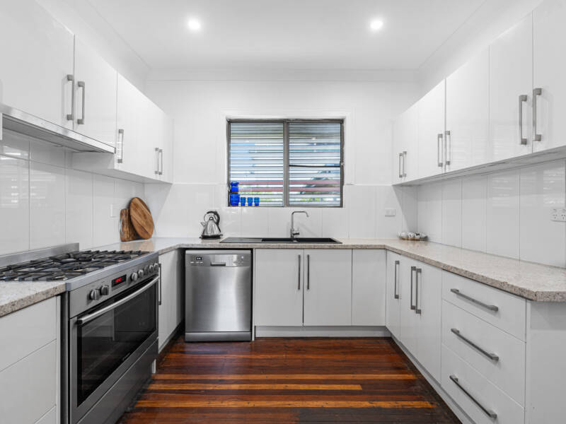 7A Hutton Avenue, Wynnum, QLD 4178 AUS