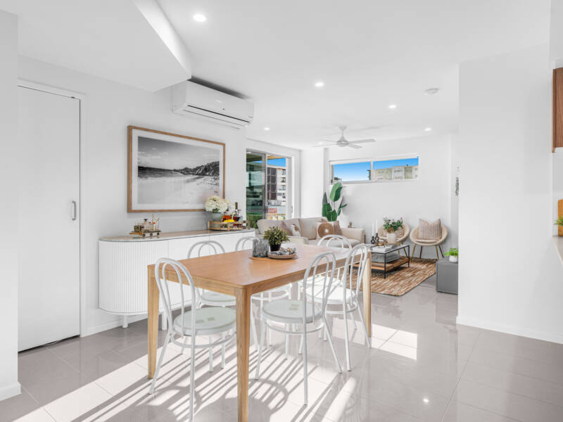 Level 2/13/70 Bay Terrace Terrace, Wynnum, QLD 4178 AUS