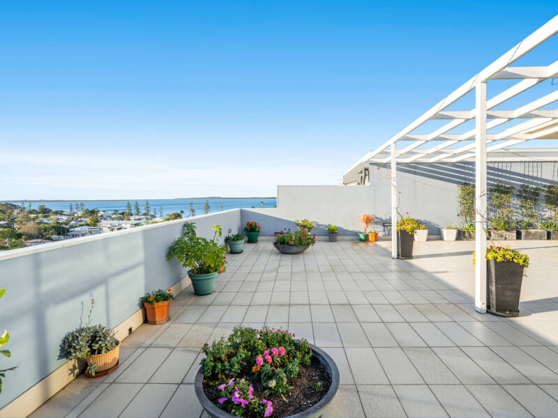 Level 2/13/70 Bay Terrace Terrace, Wynnum, QLD 4178 AUS