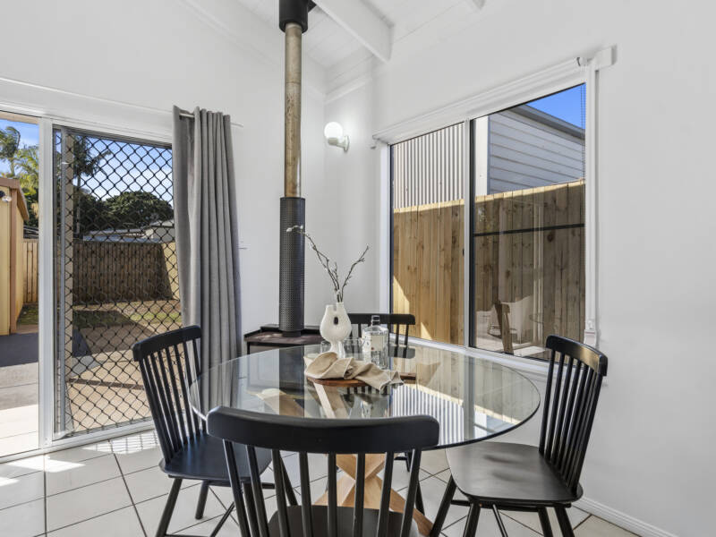 11 Haig Street, Wynnum West, QLD 4178 AUS