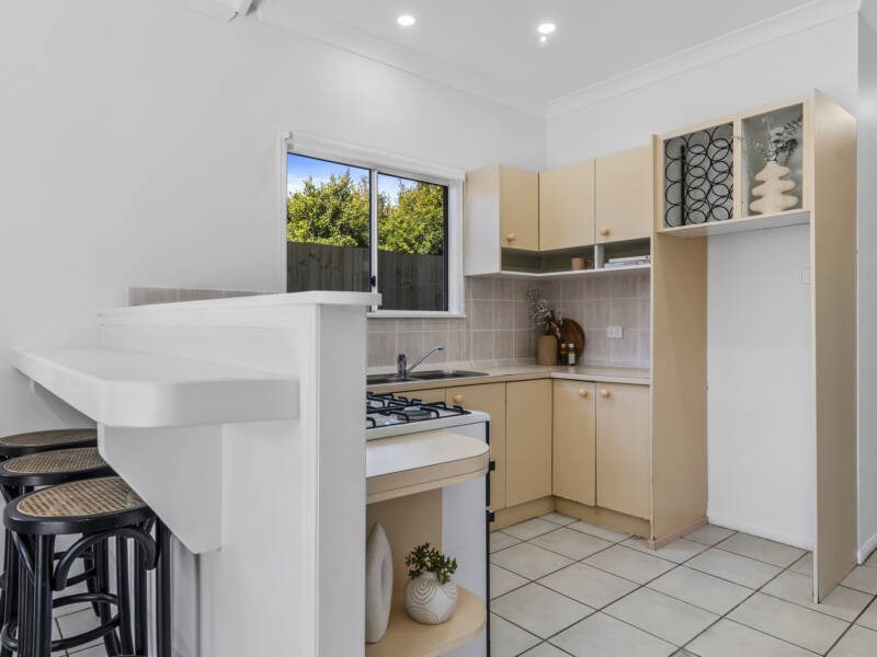 11 Haig Street, Wynnum West, QLD 4178 AUS
