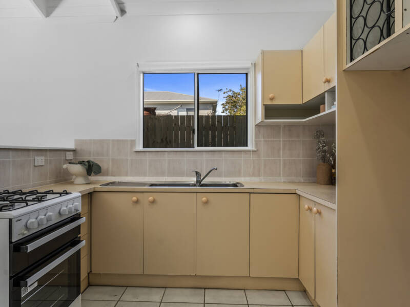 11 Haig Street, Wynnum West, QLD 4178 AUS