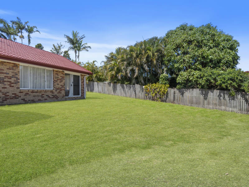 15 Jared Place, Wynnum West, QLD 4178 AUS