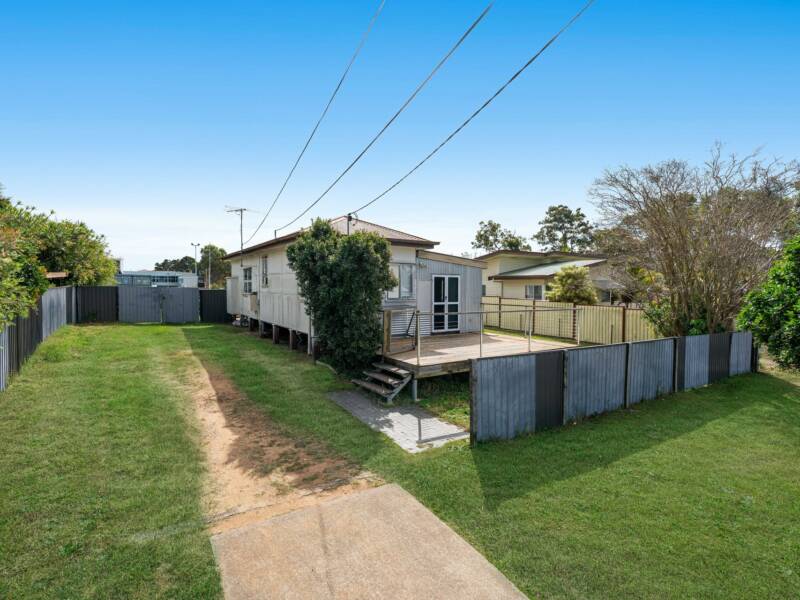 35 Bulgin Avenue, Wynnum West, QLD 4178 AUS