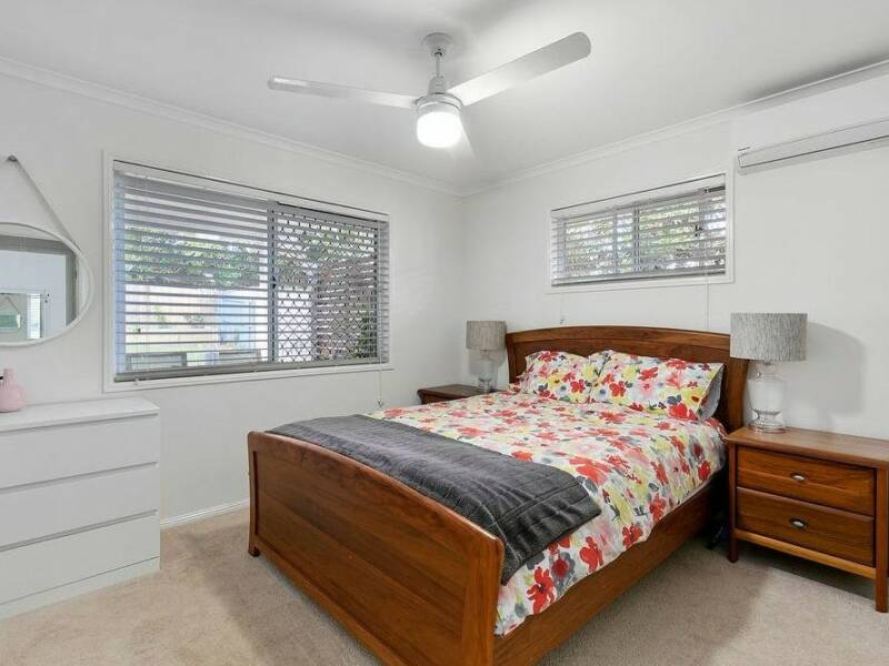 14a Oakley Street, Manly, QLD 4179 Australia