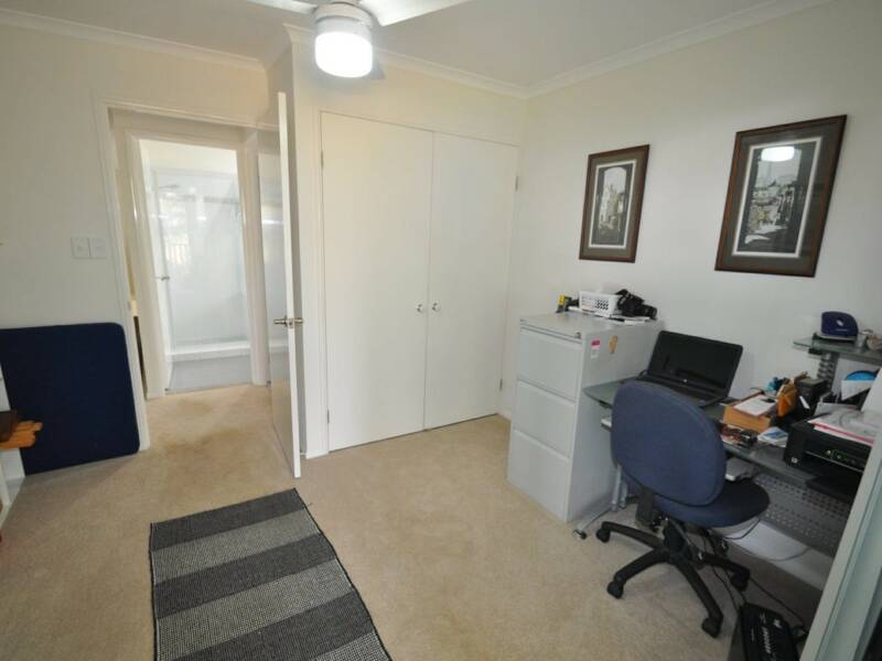 14a Oakley Street, Manly, QLD 4179 Australia