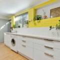 14a Oakley Street, Manly, QLD 4179 Australia
