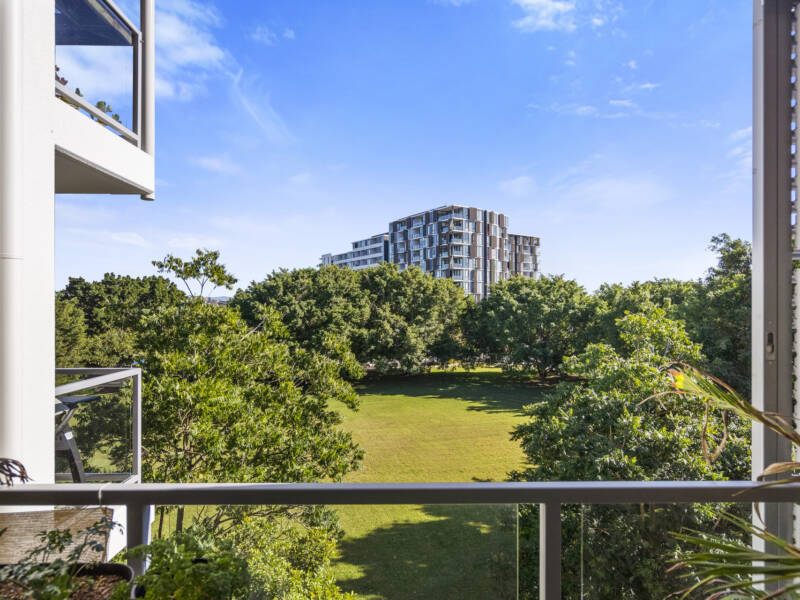 2408/118 Parkside Circuit, Hamilton, QLD 4007 AUS