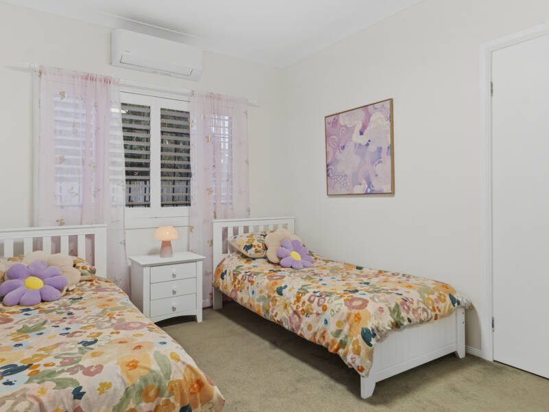 12 Schooner Circuit, Manly West, QLD 4179 AUS