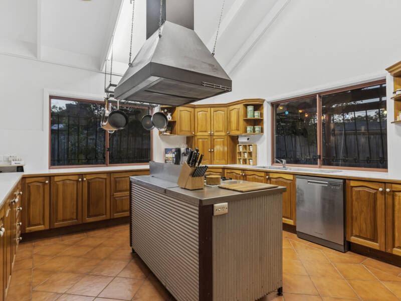 12 Schooner Circuit, Manly West, QLD 4179 AUS