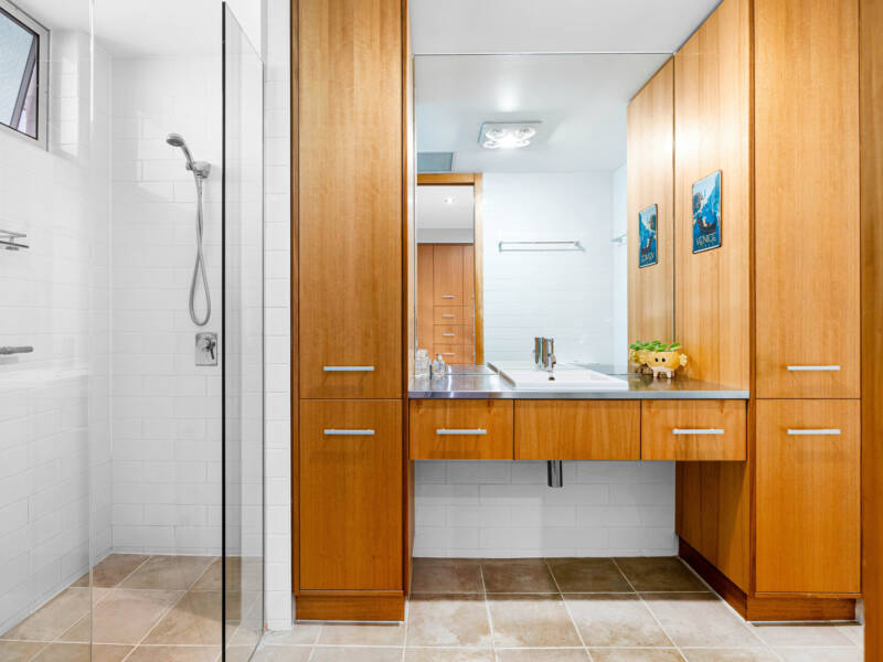 65 Wynnum North Road, Wynnum, QLD 4178 AUS