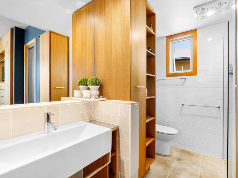 65 Wynnum North Road, Wynnum, QLD 4178 AUS