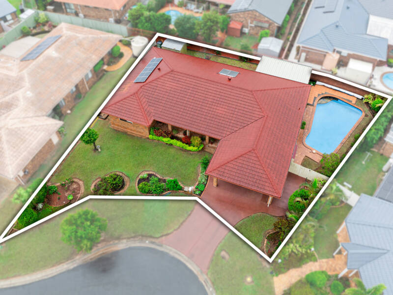 12 Wallen Place, Wynnum West, QLD 4178 AUS