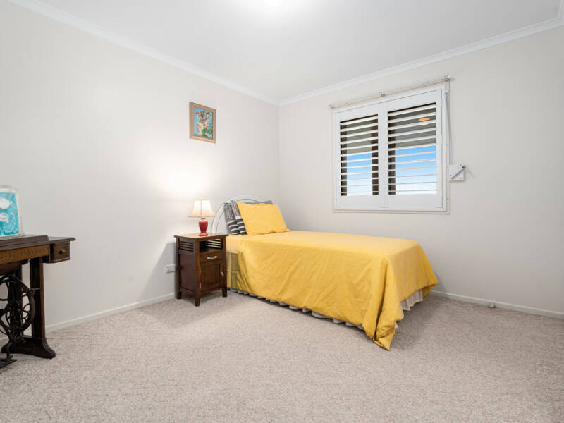 12 Wallen Place, Wynnum West, QLD 4178 AUS