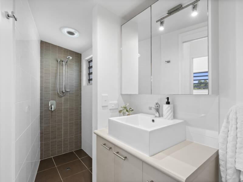 1/37 George Nothling Drive, Point Lookout, QLD 4183 AUS