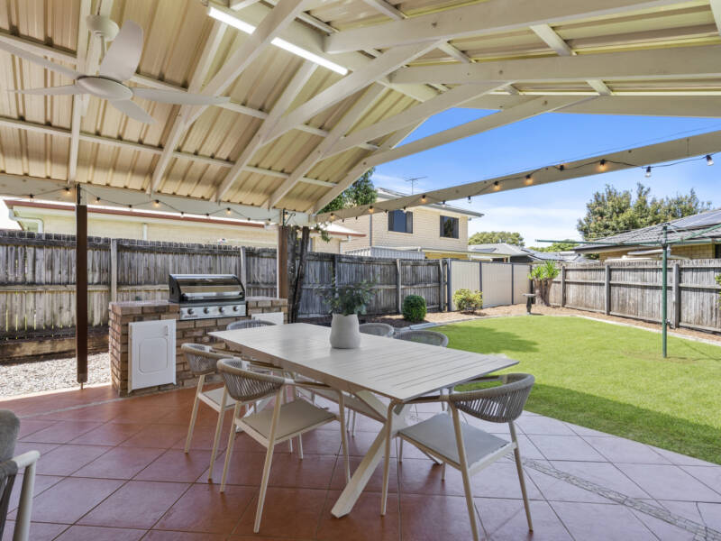 35 Macadamia Street, Wynnum West, QLD 4178 AUS