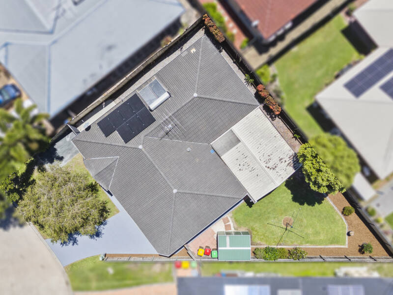 35 Macadamia Street, Wynnum West, QLD 4178 AUS