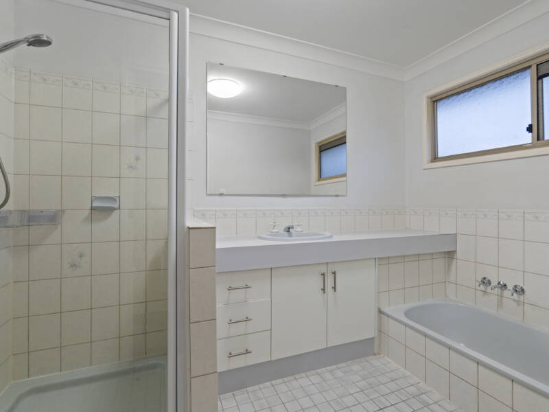 15 Primrose Parade, Wynnum, QLD 4178 AUS