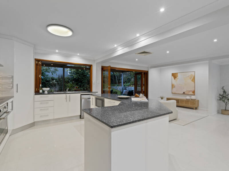 15 Primrose Parade, Wynnum, QLD 4178 AUS