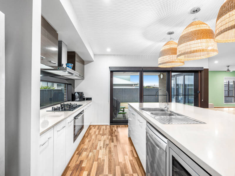 166 Hargreaves Road, Manly West, QLD 4179 Australia