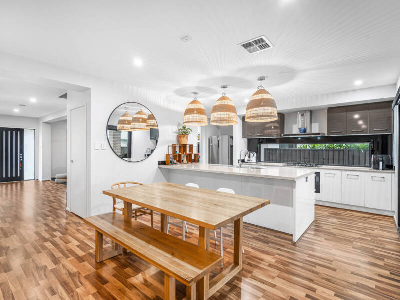 166 Hargreaves Road, Manly West, QLD 4179 Australia