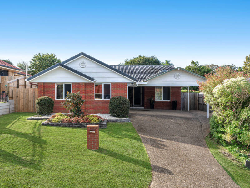 3 Christina Place, Belmont, QLD 4153 Australia