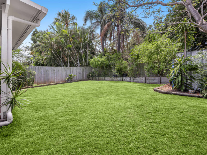 14a Oakley Street, Manly, QLD 4179 Australia