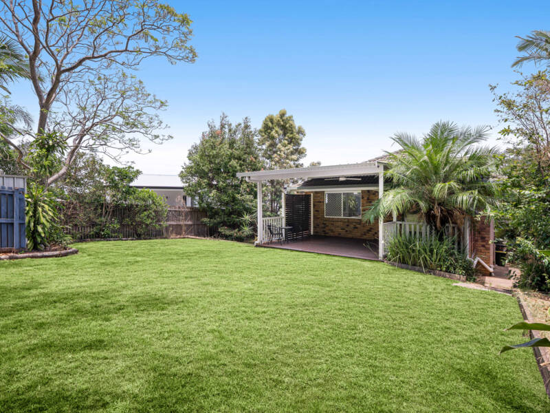 14a Oakley Street, Manly, QLD 4179 Australia