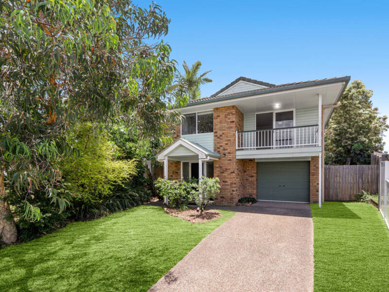 14a Oakley Street, Manly, QLD 4179 Australia