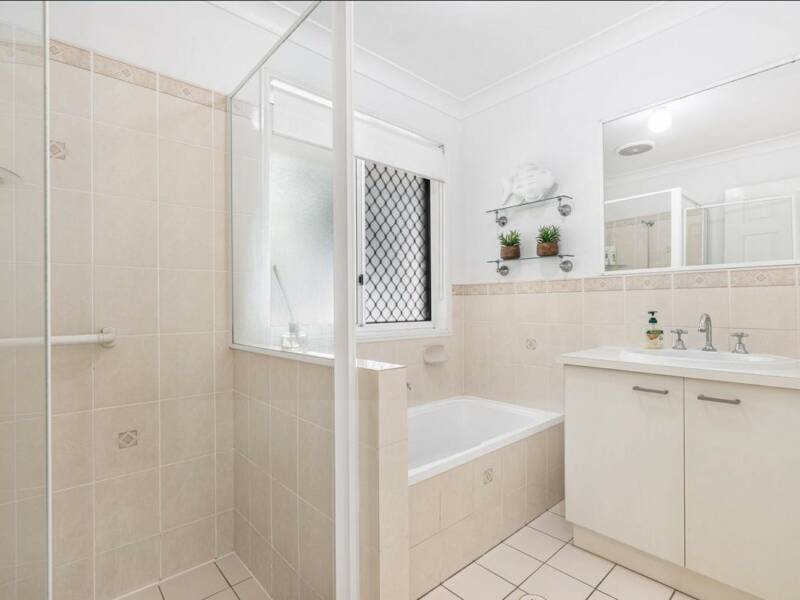 3 Hydrus Place, Wynnum, QLD 4178 Australia