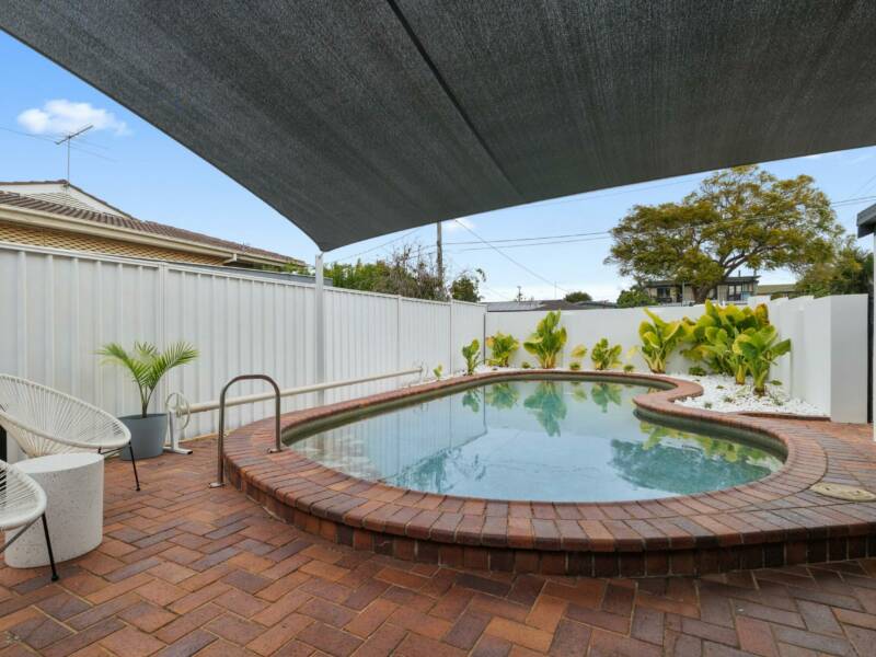 16 Lyrian Street, Manly West, QLD 4179 Australia