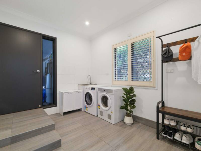 16 Lyrian Street, Manly West, QLD 4179 Australia