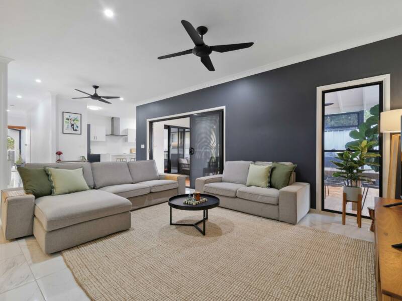 16 Lyrian Street, Manly West, QLD 4179 Australia