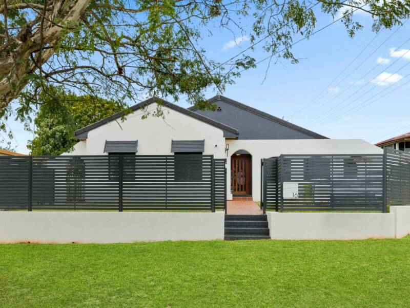 16 Lyrian Street, Manly West, QLD 4179 Australia