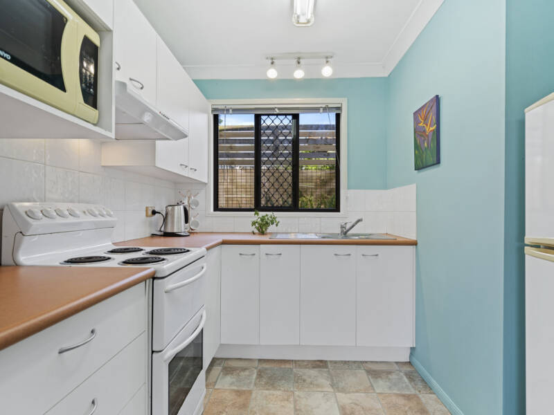 102 Greta Street, Manly West, QLD 4179 AUS