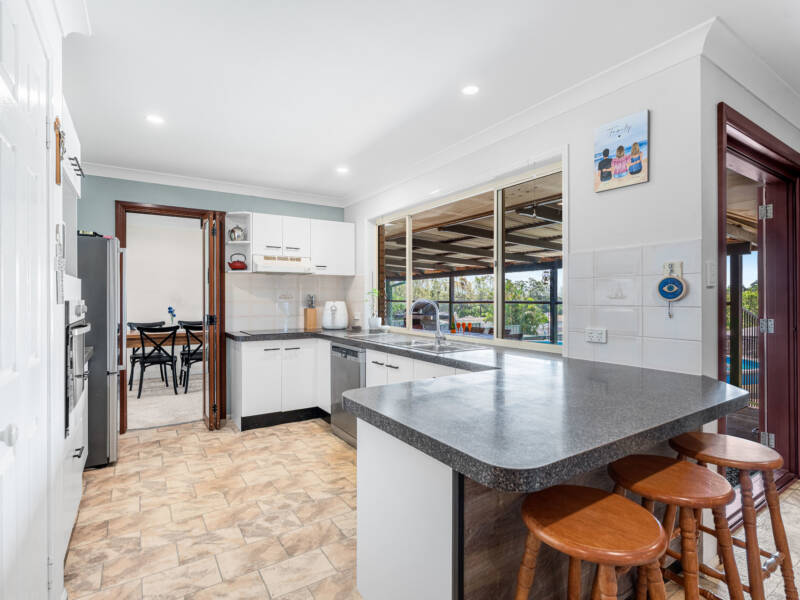 311 Wondall Road, Wynnum West, QLD 4178 AUS